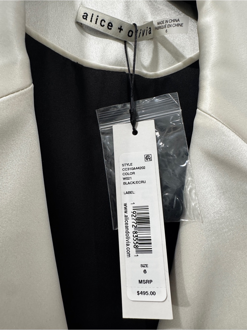Alice + Olivia Black Blazer with White Contrast Lapel - Picture 4 of 4
